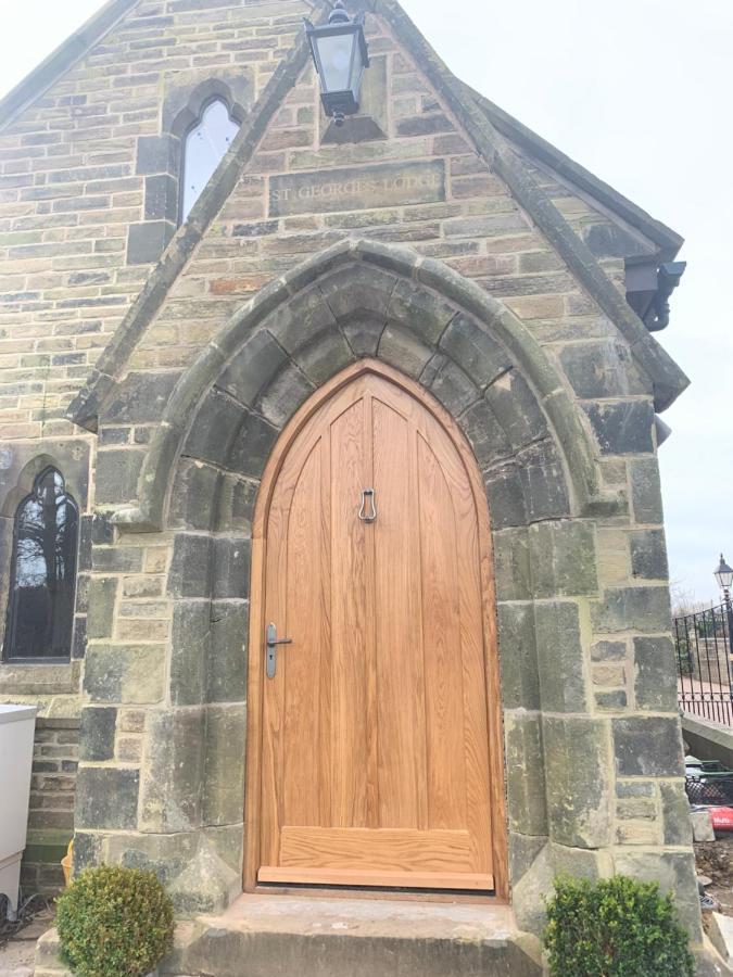 St George'S Lodge Halifax Exterior photo